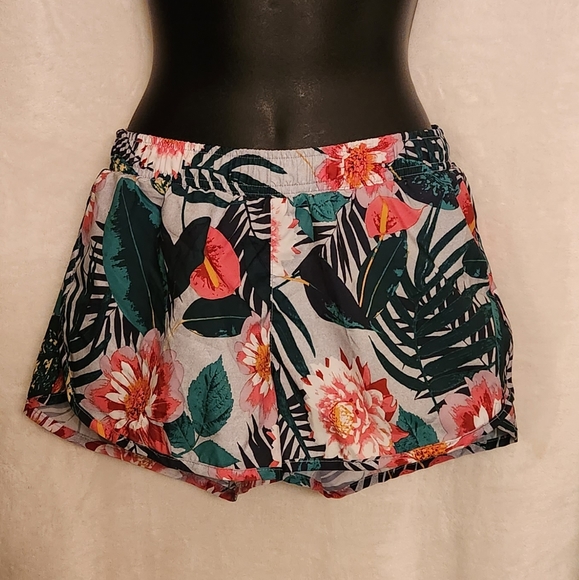 Old Navy Active Hawaiian Go-Dry Running Shorts Size XS - Picture 15 of 16